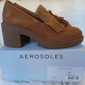 Aerosoles Gibes Tassel Fringe Loafers in Tobacco Suede - New in Box